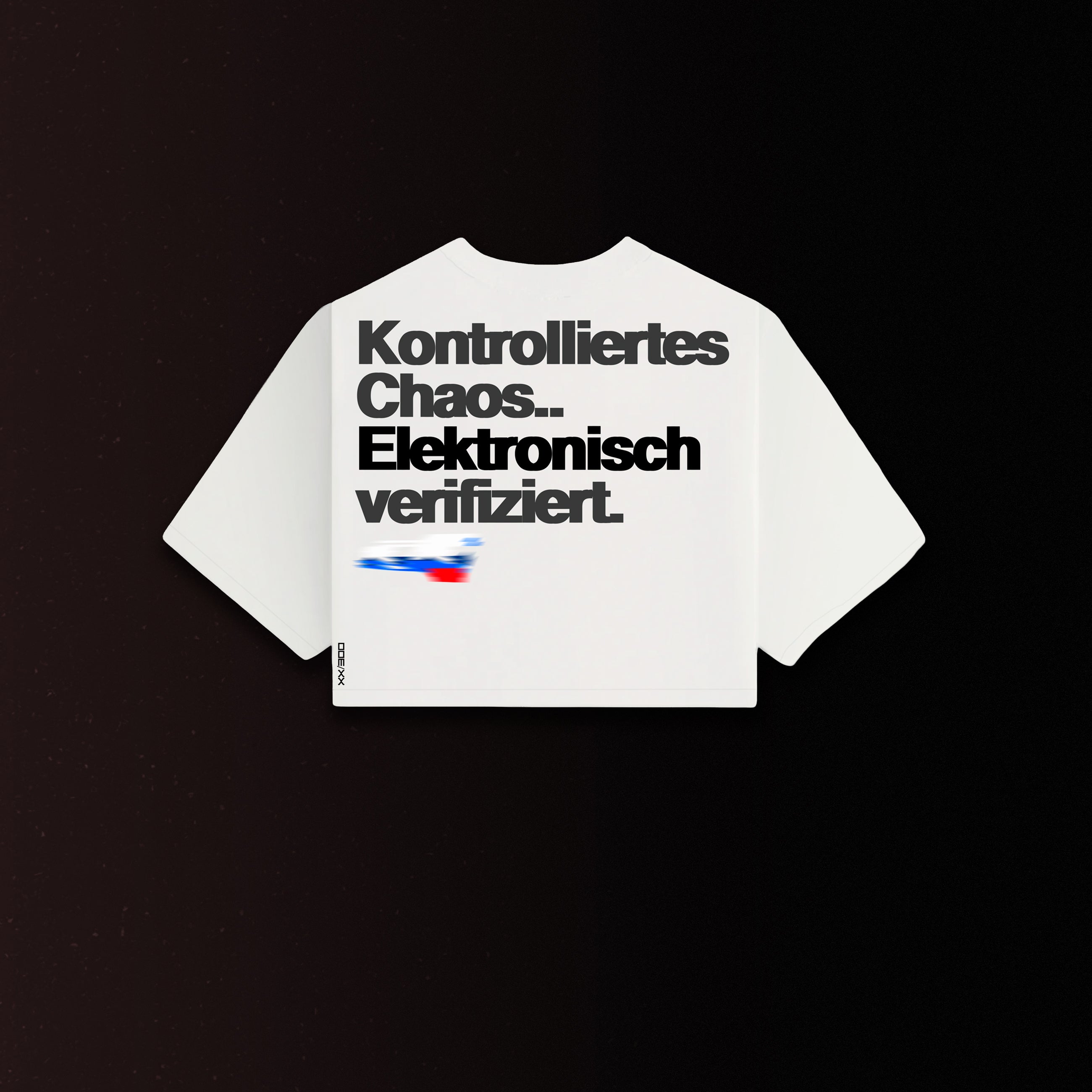 SPITZENLEISTUNG | Women's Oversized Crop – S1000RR Inspired Motorsport T-Shirt – Off-White