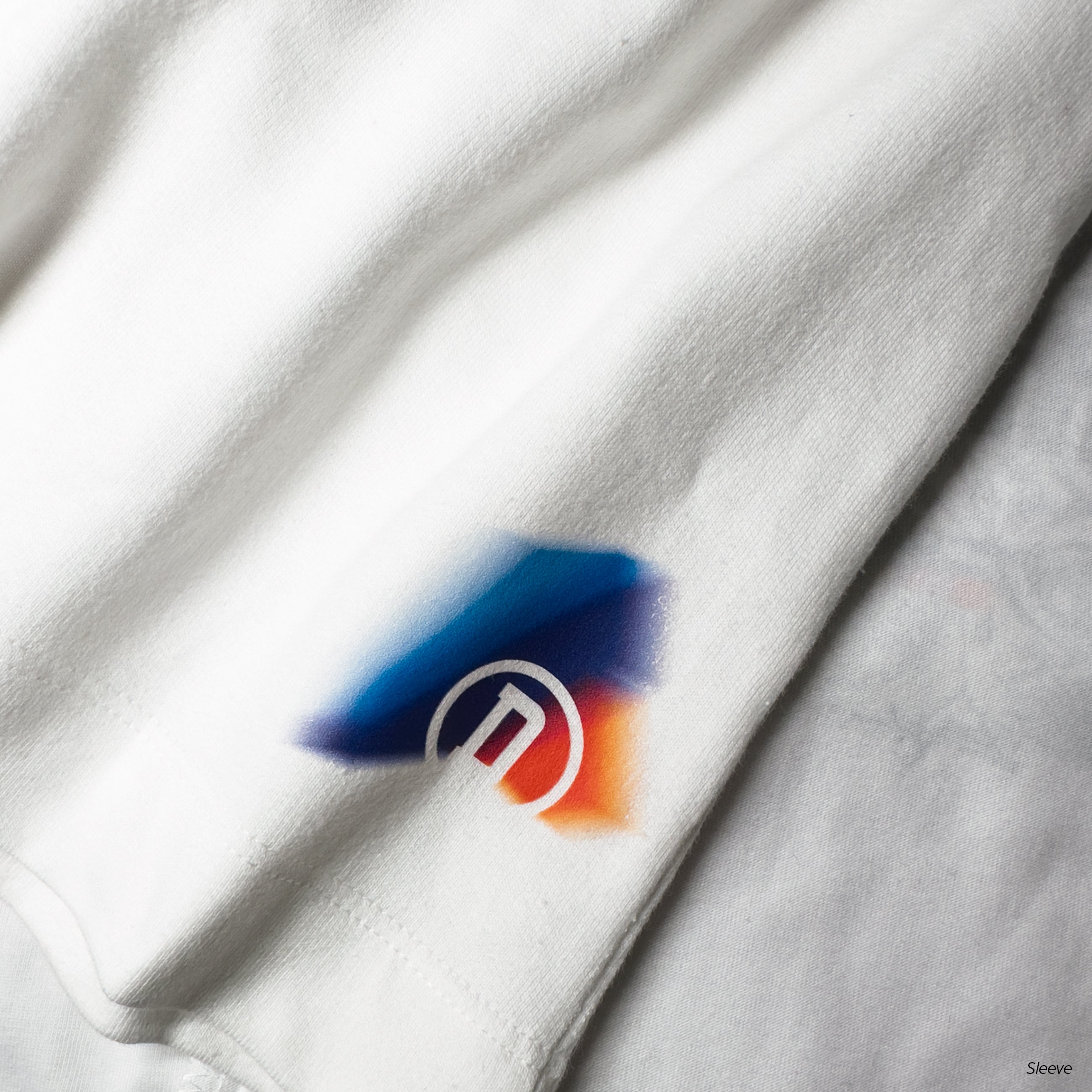 SPITZENLEISTUNG | Women's Oversized Crop – S1000RR Inspired Motorsport T-Shirt – Off-White